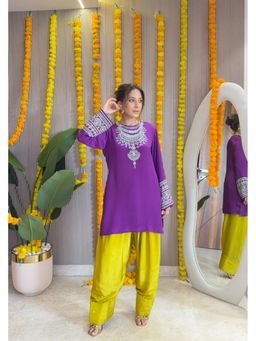 SURKH SYAHI - Zaira Purple Short Kurti With Farshi Salwar