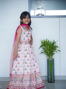 devils n angels - Gorgeous Kids Girls Lehenga & Choli with Dupatta (Set of 3)
