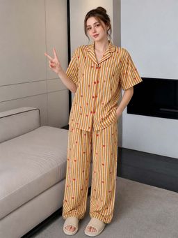 Qurvii - Brown Heart Stripe Co Ord Set