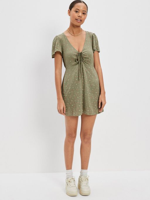 green emerald sequin dress Maiah Emerald Green Sequin Maxi Dress - US 18