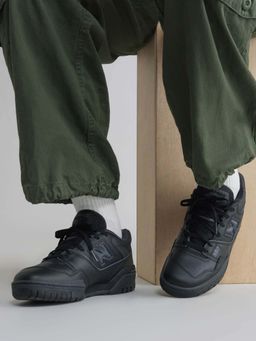 New Balance - Men Black 550 Sneakers