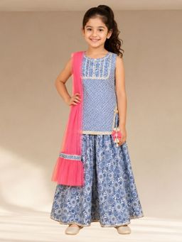 Lil Drama - Girls Floral Print Kurta with Lehenga with Dupatta
