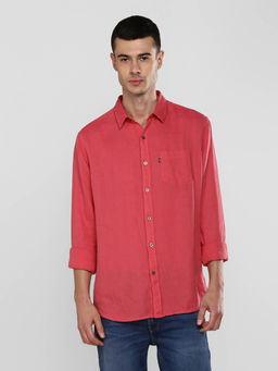 Levi's - Men Coral Slim Fit Casual Shirt