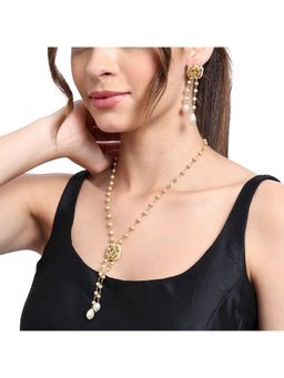 AARSEE OFFICIAL - White Gold-Plated Charmed Pearl Earrings