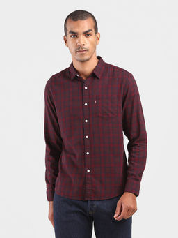 Levi's - Men Maroon Navy Blue Slim Fit Casual Shirt