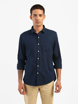 Levi's - Men Navy Blue Regular Fit Casual Shirt