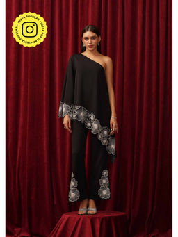 AMOSHI - Black Kai Embellished Co-Ord (Set of 2)