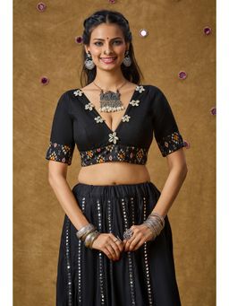 SALWAR STUDIO - Black Printed Floral Readymade Padded Blouse