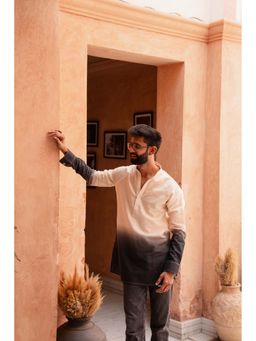DRAGIT - Black Shadow Ombre Raglan Sleeve Kurta