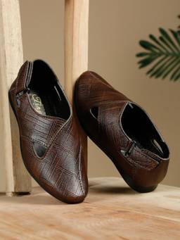 Tiny Bugs - Boys Brown Roman Sandals