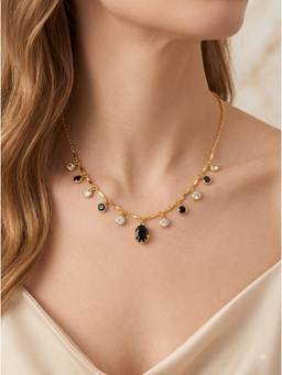 Gahan - Elegant Gold Necklace with Delicate Shaped Crystal Charms Design for Women