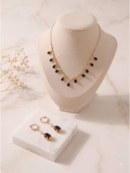 Gahan - Gold-Plated Black and White Stone Necklace with Matching Drop Earrings Set for Women