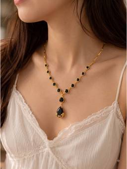 Gahan - Graceful Gold Necklace Featuring Multiple Pendants with Elegant Crystal for Women