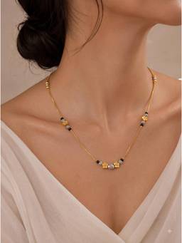 Gahan - Elegant Gold Chain Necklace with Charms and Sparkling Drop Pendants for Everyday Wear