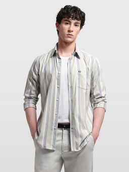 Arrow Sports - Men's Striped Slim Fit Twill Shirt