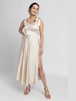 JULO - Creamy Sweetheart Cream Midi Dress