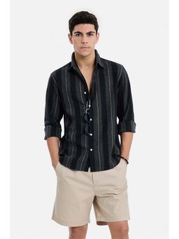 Snitch - Men Black Cotton Stripes Shirt