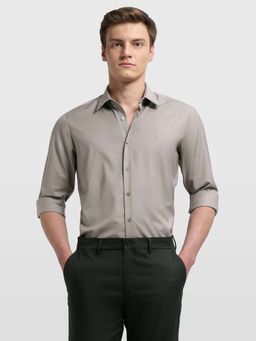 Arrow Newyork - Men Beige Polyester Solid/Plain Shirt