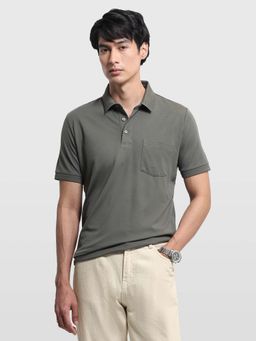 Arrow - Men Green Cotton Solid/Plain Polo T-Shirt