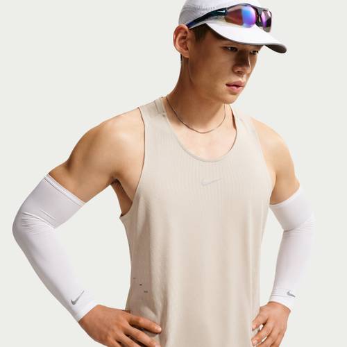 Nike Stride Men's Aero-FIT Running Tank Top