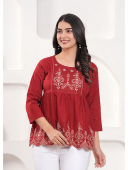 Kipek - Red Floral Print Tops And Tunic Cotton Fabric Three Fourth Sleeves Round Collar