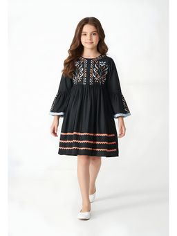 Bella Moda - Black Embroidered Knee Length Dress