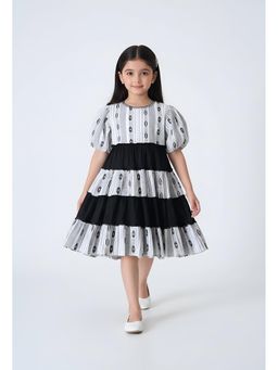 Bella Moda - White Floral Knee Length Dress