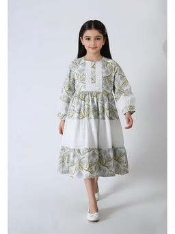 Bella Moda - White Printed Knee Length Dress