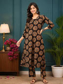 Black color option, Sold out, Currently selected
