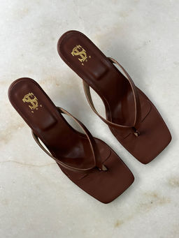 Shoe that fits you - Brown Thong Heels