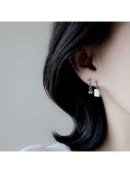 ESTAILO FASHION - Serendipity Studded Drops Earrings