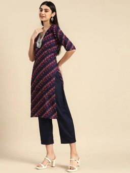 Gahan - Womens Navy Blue Printed Straight Kurta with Pant