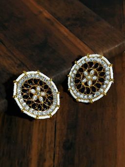Karatcart - Gold Kundan Black Stud Earrings