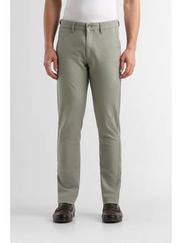 Van Heusen - Men Green Solid/Plain Cotton Blend Trouser