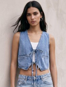 Outzidr - Blue Plunge Neck Front Tie Up Denim Crop Top