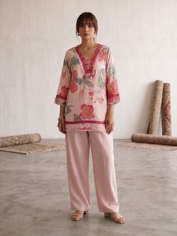 Autumnlane - Pink Floral Full Sleeves Regular Kurti & Pant