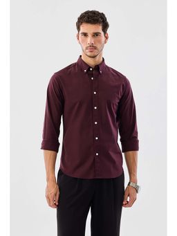 Snitch - Men Burgundy Solid Full Sleeves Slim Casual Shirt