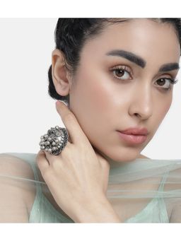 Laida - Silver oxidized Dome Ghungroo Floral Adjustable Finger Ring
