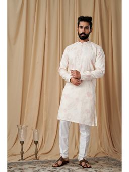 EKATVA ETHNIC - Men Off White Matka Silk Embroidered Kurta with Pyjama