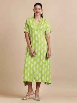 Black & Blah Blah - Relaxed Fit Leaf Printed A-Line Midi Dress Green