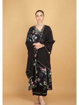 Tanu Malhotra - Women Floral Black Kurta and Pant with Dupatta