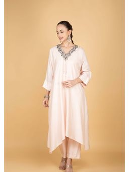 Tanu Malhotra - Women Solid Ivory Kurta and Pant