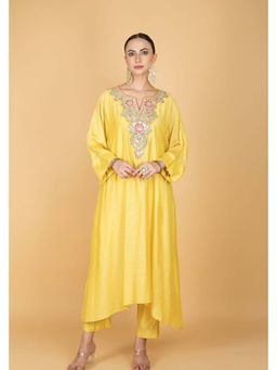 Tanu Malhotra - Women Solid Yellow Kurta and Pant