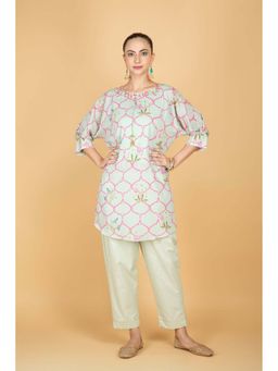 Tanu Malhotra - Women Floral Green Kurta and Pant