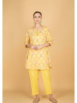 Tanu Malhotra - Women Floral Yellow Kurta and Pant