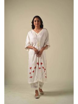 Tanu Malhotra - Women Floral White Kurta and Pant