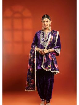 Tanu Malhotra - Women Embroidered Purple Kurta and Pant with Dupatta