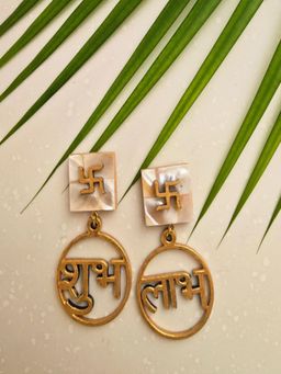 Homearte - Mother Of Pearl Swastik Shubh Labh Door Hangings (Pack of 2)