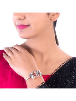 Voylla - Thikri Floral Motifs Cuff Bracelet