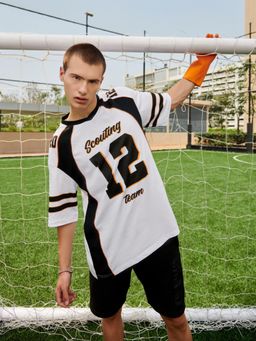 Bewakoof - Men's White Luca Typography Super Loose Fit T-shirt